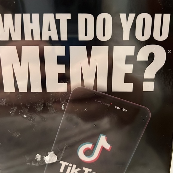Tik Tok Addition Game What Do You Meme? New Sealed - Picture 2 of 5